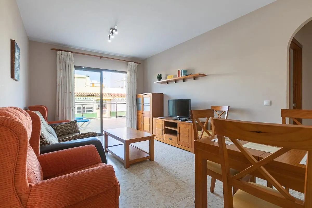 Apartamentos Guerrero Torre Del Mar Spain